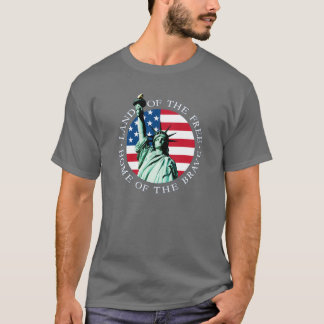 T-shirt Pièce en t de liberté de statue de drapeau