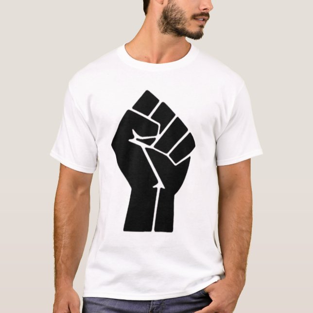 T-shirt Pièce en t noire de poing (Devant)