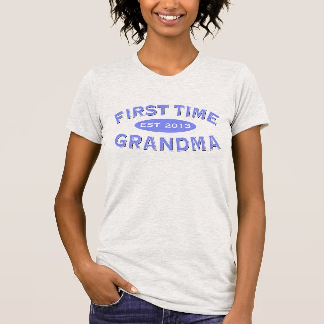 T-shirt Pièce en t personnalisable de grand-maman de (Devant)