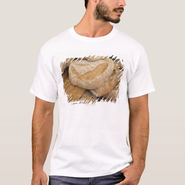 T-shirt Pile de grands pains de pain (Devant)