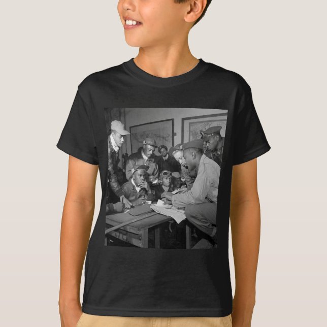 T-shirt Pilotes de groupe de combattant d'aviateurs de (Devant)