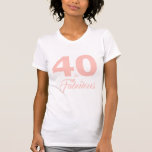 T-shirt Pink 40 et fabuleux cadeau de 40e anniversaire<br><div class="desc">Célébrez vos 40 ans de style avec cet élégant design de 40 ans. 40 et fabuleux en rose pastel. Des produits similaires tels que des fournitures de fête et des invitations à l'anniversaire de 40e sont disponibles dans notre boutique. Conçu exclusivement pour vous par Happy Dolphin Studio. Si vous avez...</div>
