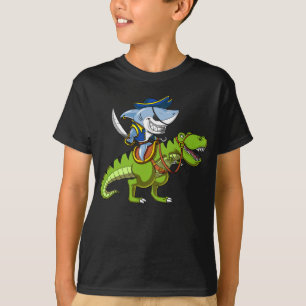 T-shirt Pirate De Requin Circulant Un Imaginaire Dinosaure