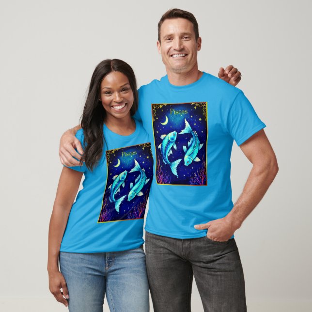 T-shirt Pisces Zodiac Fish Swimming in Cosmic Waters (Unisexe)