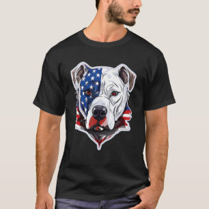 T-shirt Pitbull américain avec fond de drapeau américain