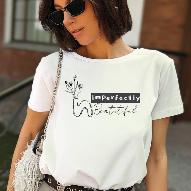 T-shirt Planter Boho 'Imparfaitement Beau, Positif'  (Créateur téléchargé)