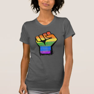 T-shirt Poing de fierté arc-en-ciel traditionnel LGBTQ