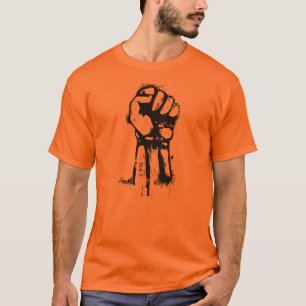 T-shirt poing de révolution