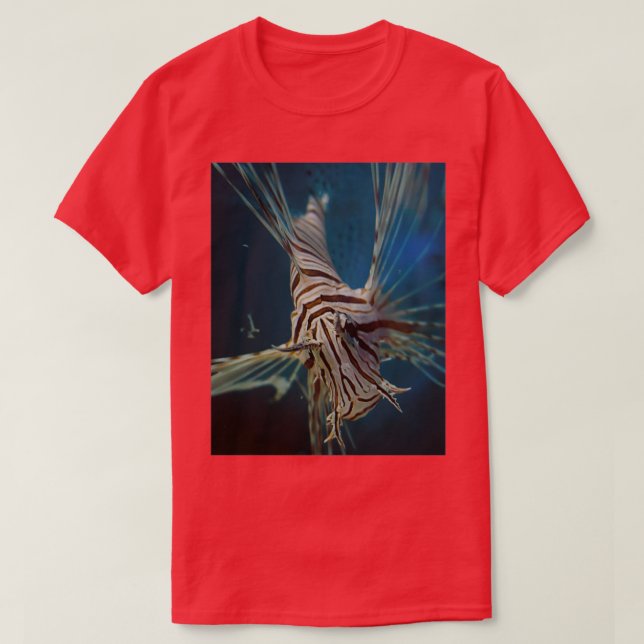 T-shirt Poisson dans un réservoir (Design devant)