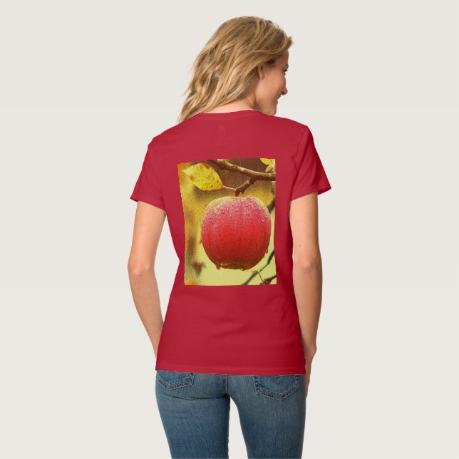 T-shirt "Pomme rouge sur arbre" jolie photo. Commandez dès (Dos entier)