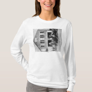 T-shirt Pompiers avec l'équipement en dehors de la bouche