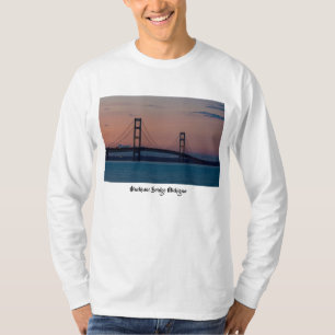 T-shirt Pont de Mackinac au crépuscule