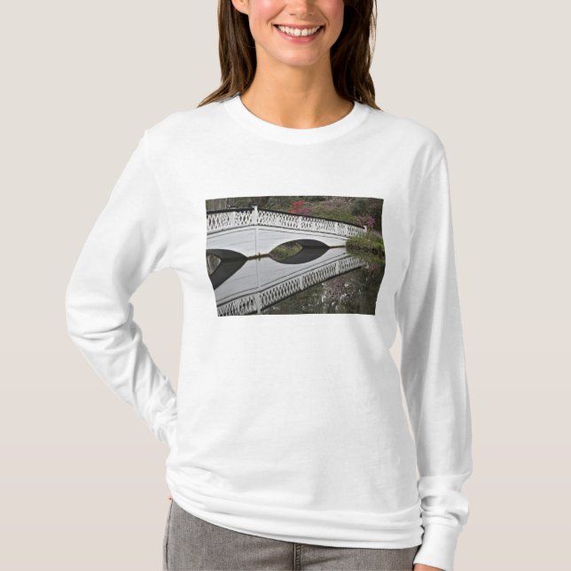 T-shirt Pont se reflétant sur l'étang, Magnolia (Devant)
