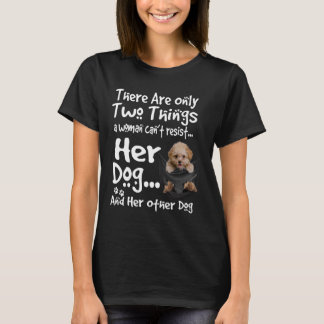 T-shirt Poodle Dog Une femme ne peut pas résister à son ch