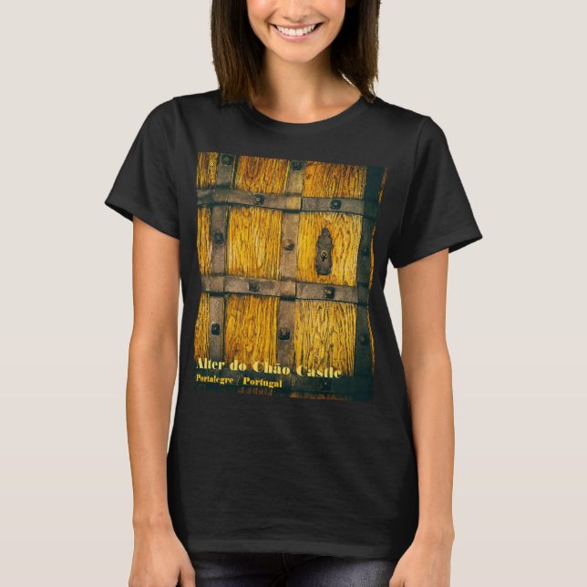 T-shirt porte de château médiéval en gros plan (Devant)