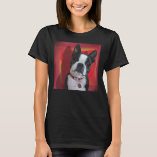 T-shirt Portrait de Boston Terrier sur Arrière - plan roug