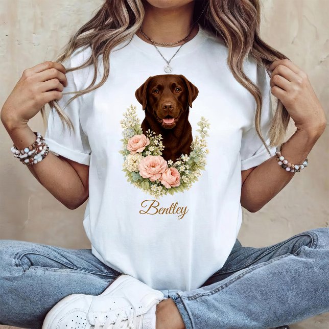 T-shirt Portrait floral de Labrador chocolat (Créateur téléchargé)