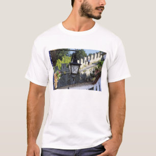 T-shirt Portugal, Obidos. Lampadaire en fer et 14ème
