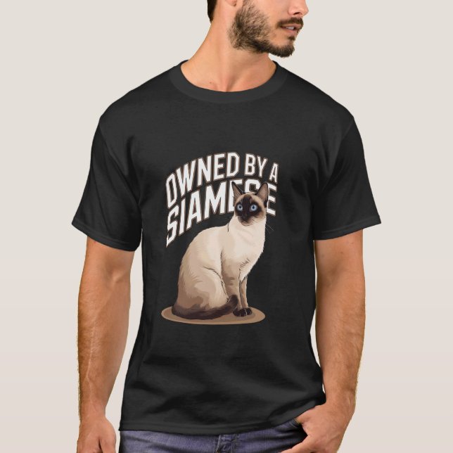 T-shirt Possédé par une fierté de propriété de chat siamoi (Devant)