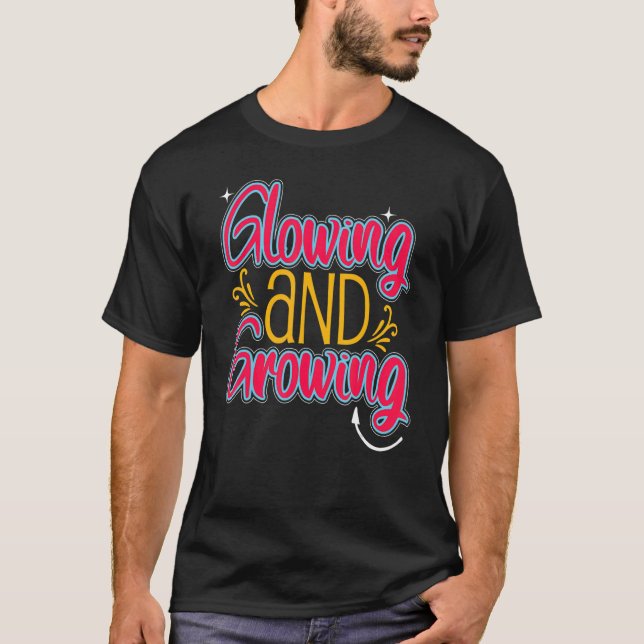 T-shirt Poudre et grandir Pregnnant Maman Grossesse Amour (Devant)