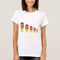 Poupées russes rouges d'emboîtement de matryoshka