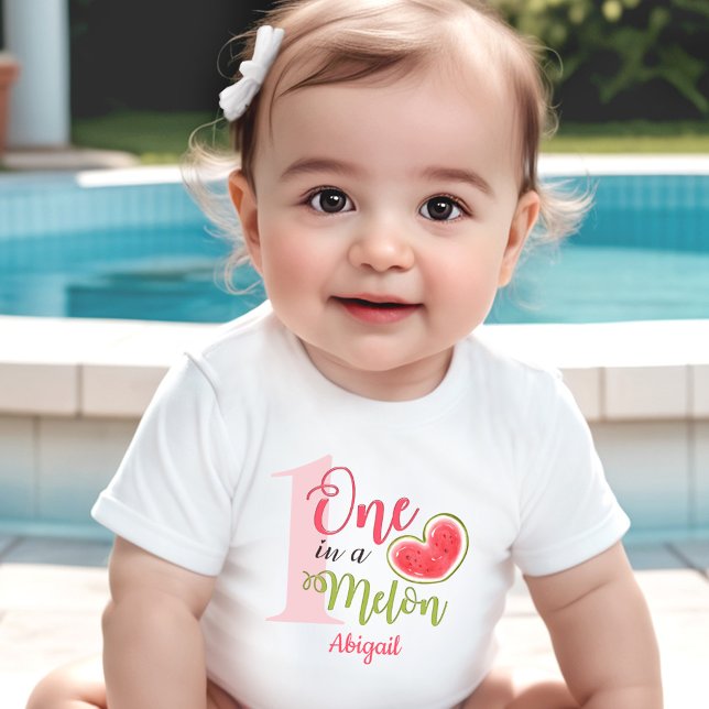 T-shirt Pour Bébé 1er Anniversaire Girl One In A Melon Name (1st Birthday Girl One In A Melon Name Baby T-Shirt)