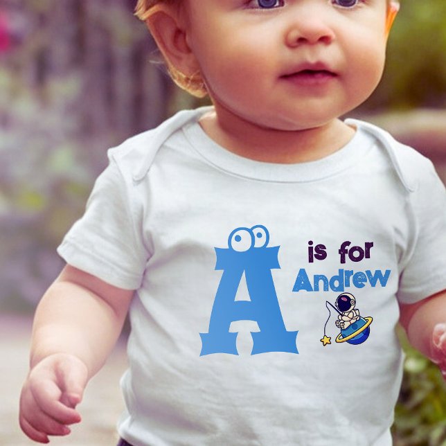 T-shirt Pour Bébé Ajouter votre nom Baby Boy Letter est pour nom (Beautiful customizable t-shirt for your little one; the initial and name, as in the attached image)
