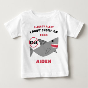 T-shirt Pour Bébé Alerte d'allergie d'oeufs de requin personnalisée