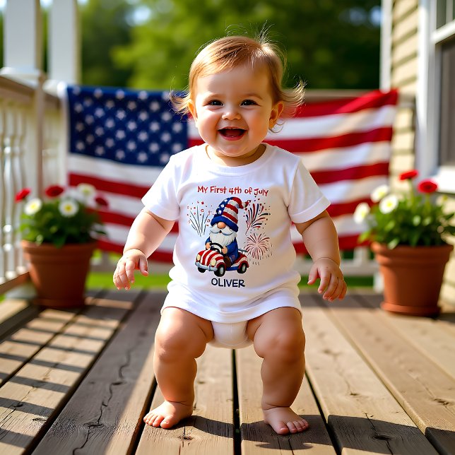 T-shirt Pour Bébé Baby Patriotic Gnome First 4th July (Créateur téléchargé)
