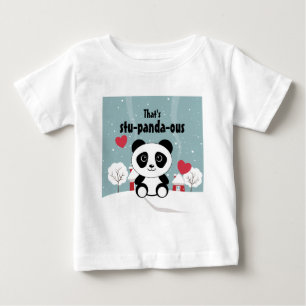 T-shirt Pour Bébé Bébé Panda Mignon Dans La Neige Grise D'hiver
