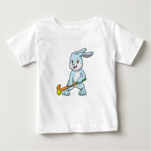 T-shirt Pour Bébé Bunny au hockey sur gazon avec bâton de hockey