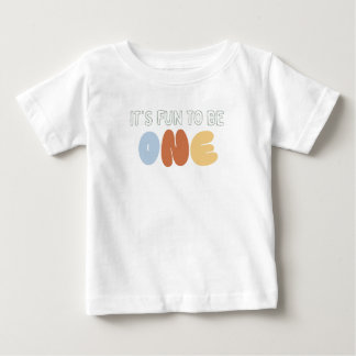 T-shirt Pour Bébé C'est amusant d'être pour un 1er anniversaire 