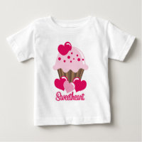 Chemise de bébé de petit gâteau d'amoureux