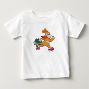 T-shirt Pour Bébé Chien avec des patins à roulettes