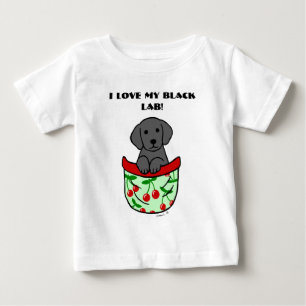T-shirt Pour Bébé Chiot noir de laboratoire dans la poche