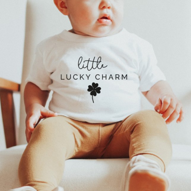 T-shirt Pour Bébé Clover de charme peu chanceux (Créateur téléchargé)