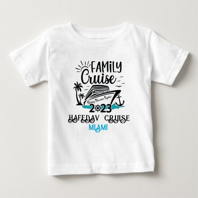 T-shirt Pour Bébé Cute croisière personnalisée Bateau Famille Voyage (Devant)