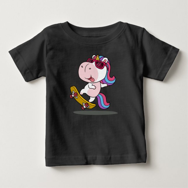T-shirt Pour Bébé Cute licorne jouer skateboard (Devant)