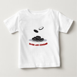 T-shirt Pour Bébé Divisez et conquérez la pièce en t d'enfants