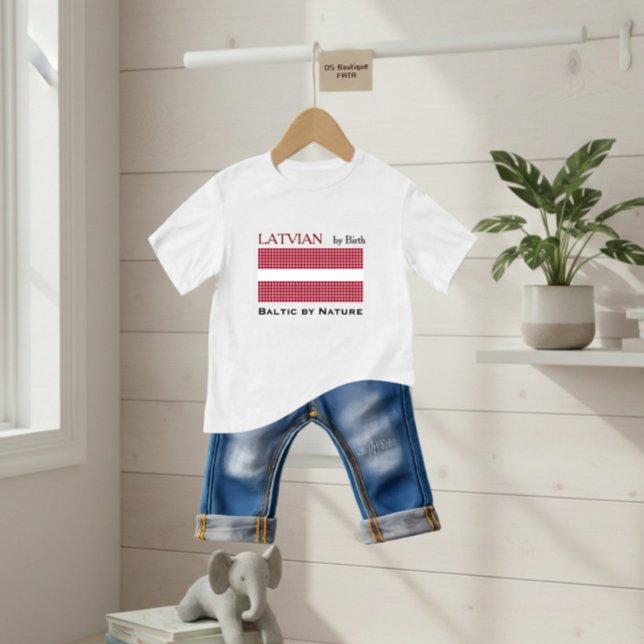 T-shirt Pour Bébé Drapeau pixélisé Lettonie (Créateur téléchargé)