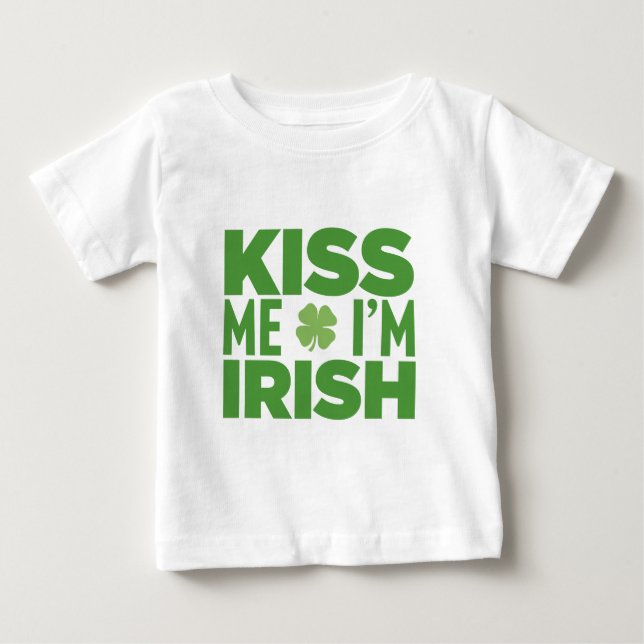 T-shirt Pour Bébé Embrassez-moi que je suis le jour de St Patrick (Devant)