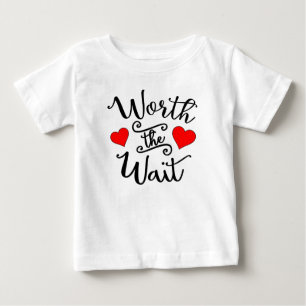 T-shirt Pour Bébé En valeur le style d'attente : Pièce en t de ruch