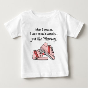 T-shirt Pour Bébé Exécuter Marathon Comme Maman (Rose)