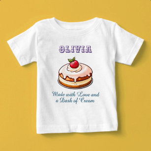 T-shirt Pour Bébé Fabriqué avec l'amour et un trait de crème Nom per