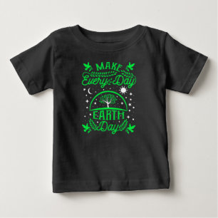 T-shirt Pour Bébé Faire du Jour des terres quotidien