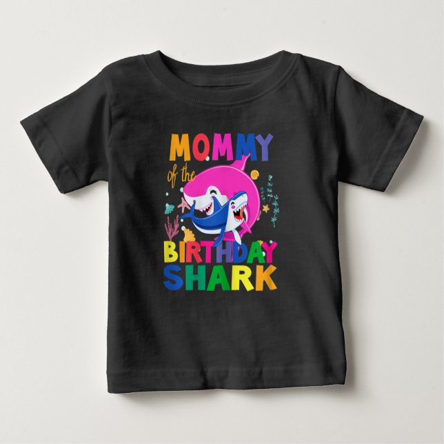 T-shirt Pour Bébé Fête de la maman de l'anniversaire du requin (Devant)