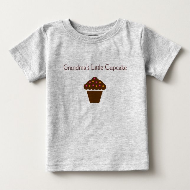T-shirt Pour Bébé "Grandma's Little Cupcake" - adorable baby outfit (Devant)