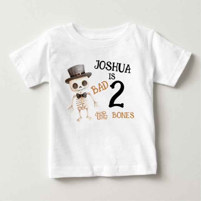 T-shirt Pour Bébé Halloween Brun Mauvais à Deux Os 2ème Anniversaire (Devant)