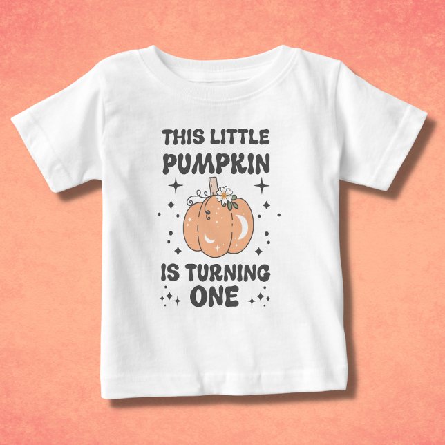 T-shirt Pour Bébé Halloween Premier anniversaire Citrouille rétro (A cute pumpkin tshirt for your little pumpkin's first birthday)
