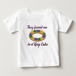 T-shirt Pour Bébé Ils m'ont trouvé dans un Roi Cake